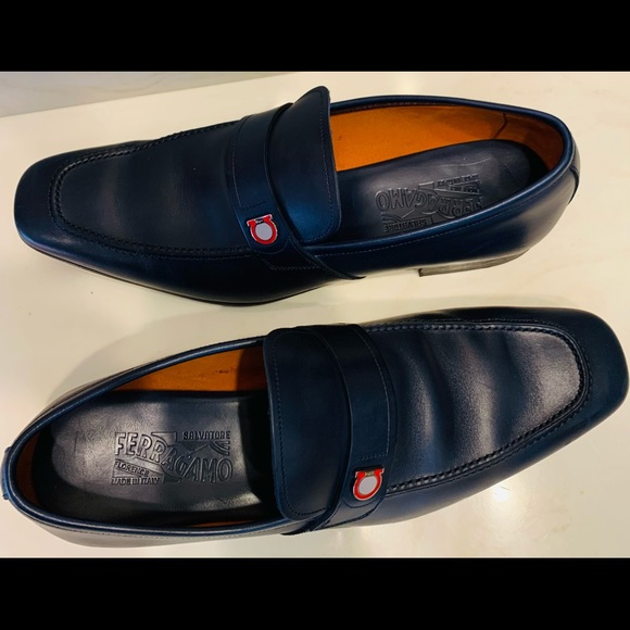 Ferragamo: moccasin gancini with ornament. main image 6